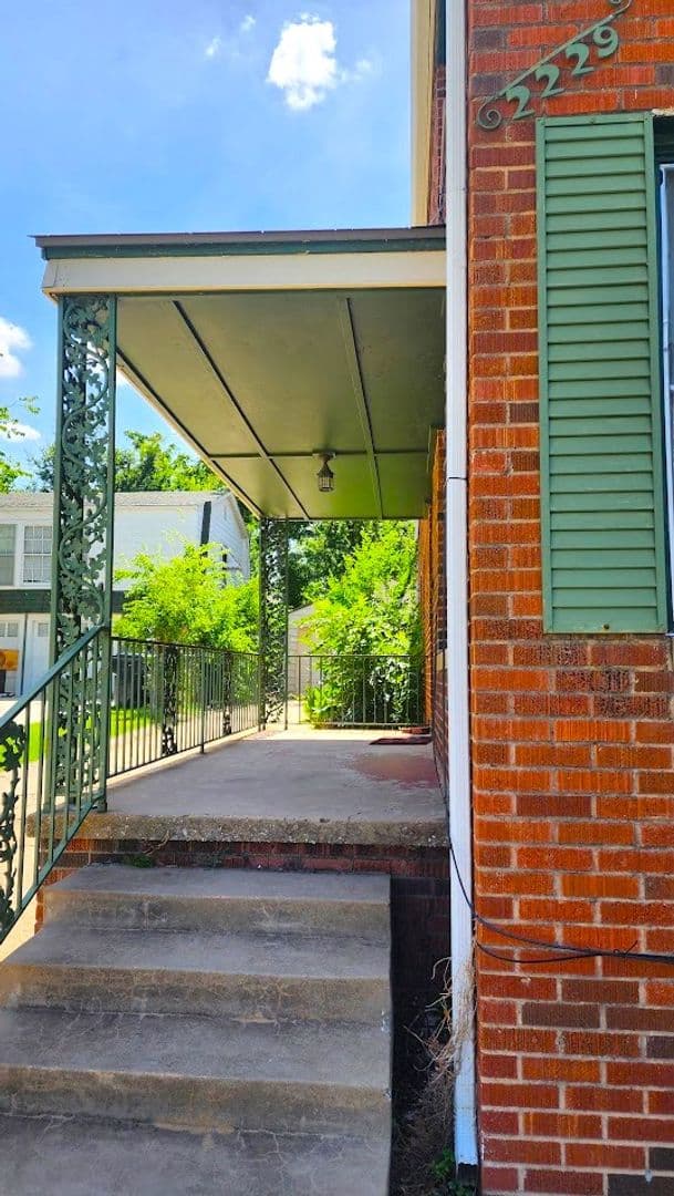 Oklahoma City Apartment: 2229 N Gatewood