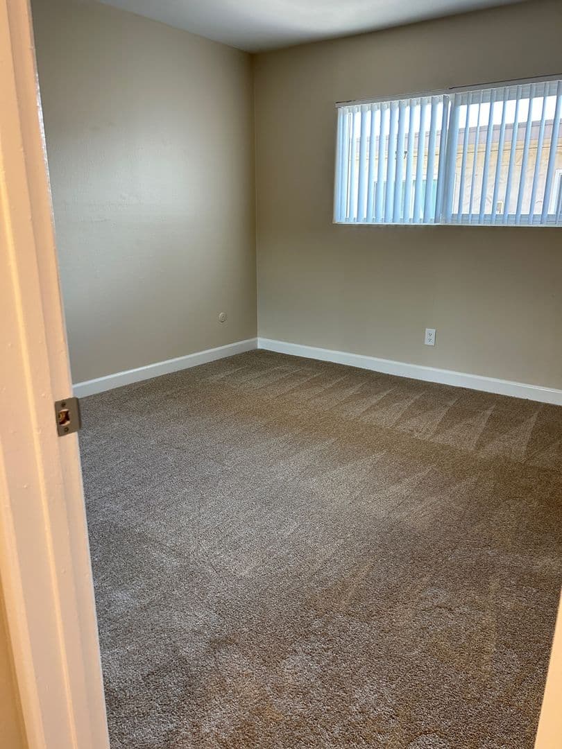 San Diego Apartment: 1560 Coronado Avenue