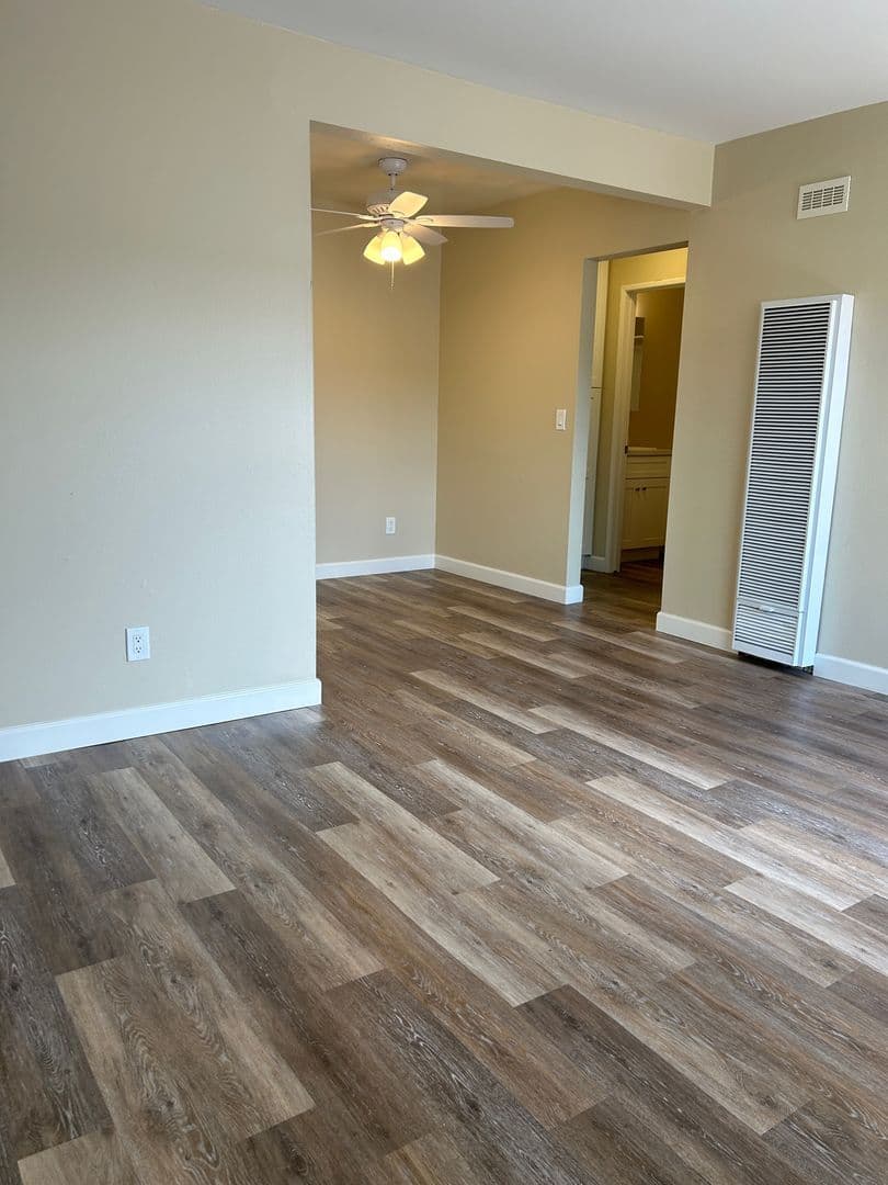 San Diego Apartment: 1560 Coronado Avenue