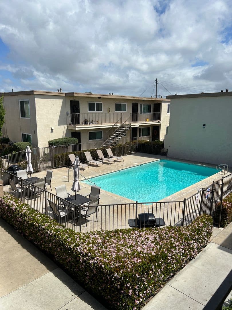 San Diego Apartment: 1560 Coronado Avenue