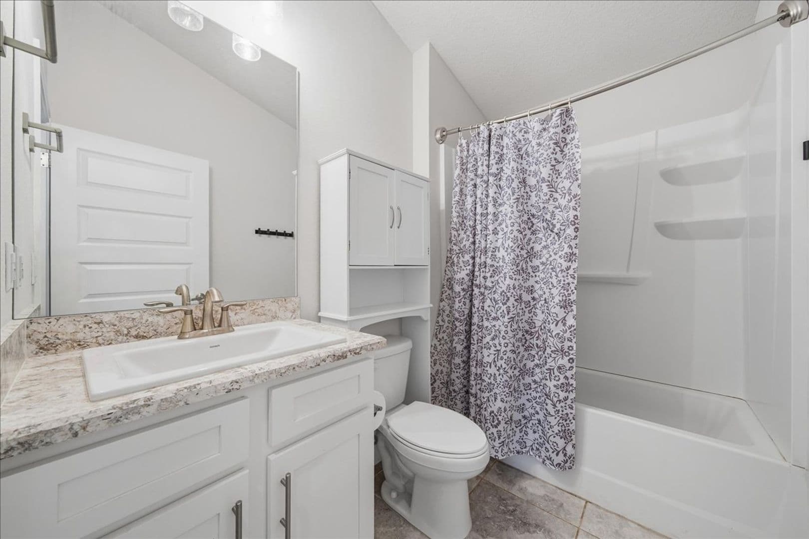 Cocoa House: 1261 Tupelo Circle
