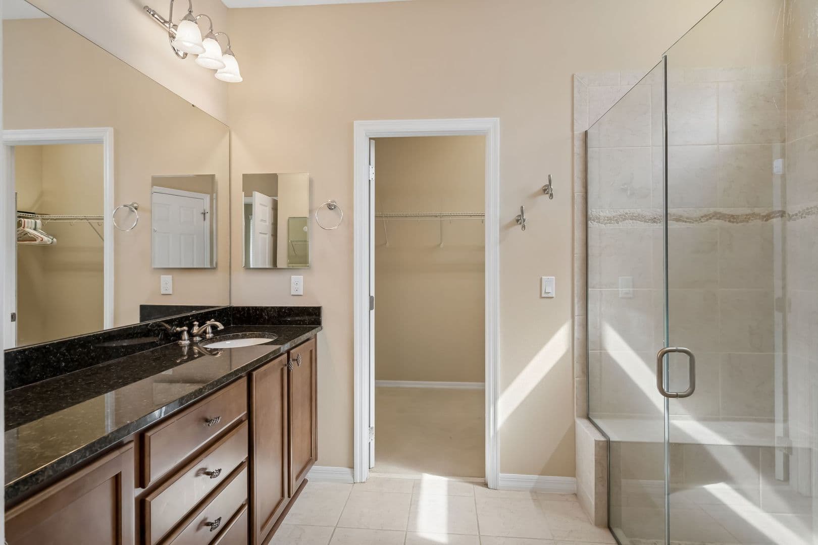 Groveland House: 374 Salt Marsh Lane
