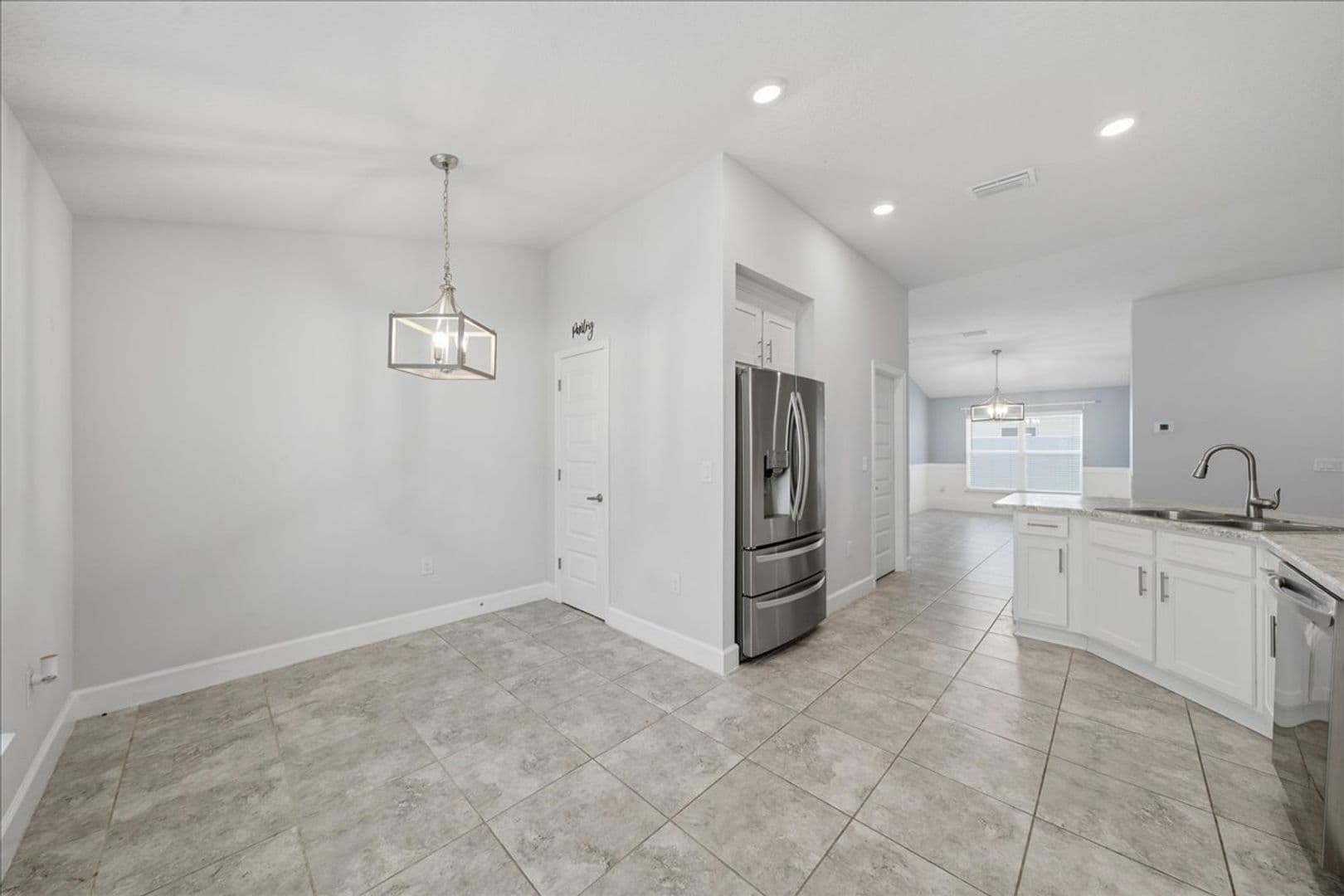 Cocoa House: 1261 Tupelo Circle