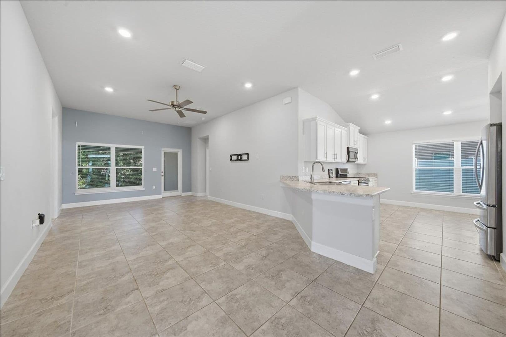 Cocoa House: 1261 Tupelo Circle