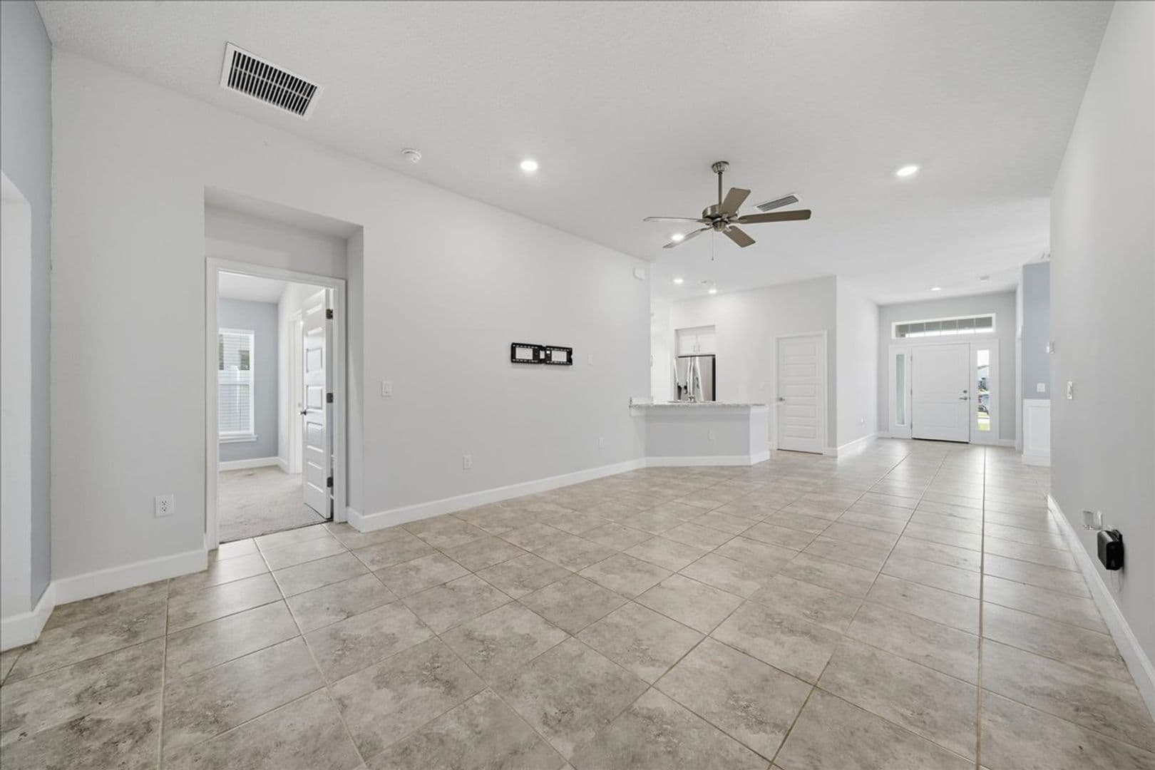 Cocoa House: 1261 Tupelo Circle