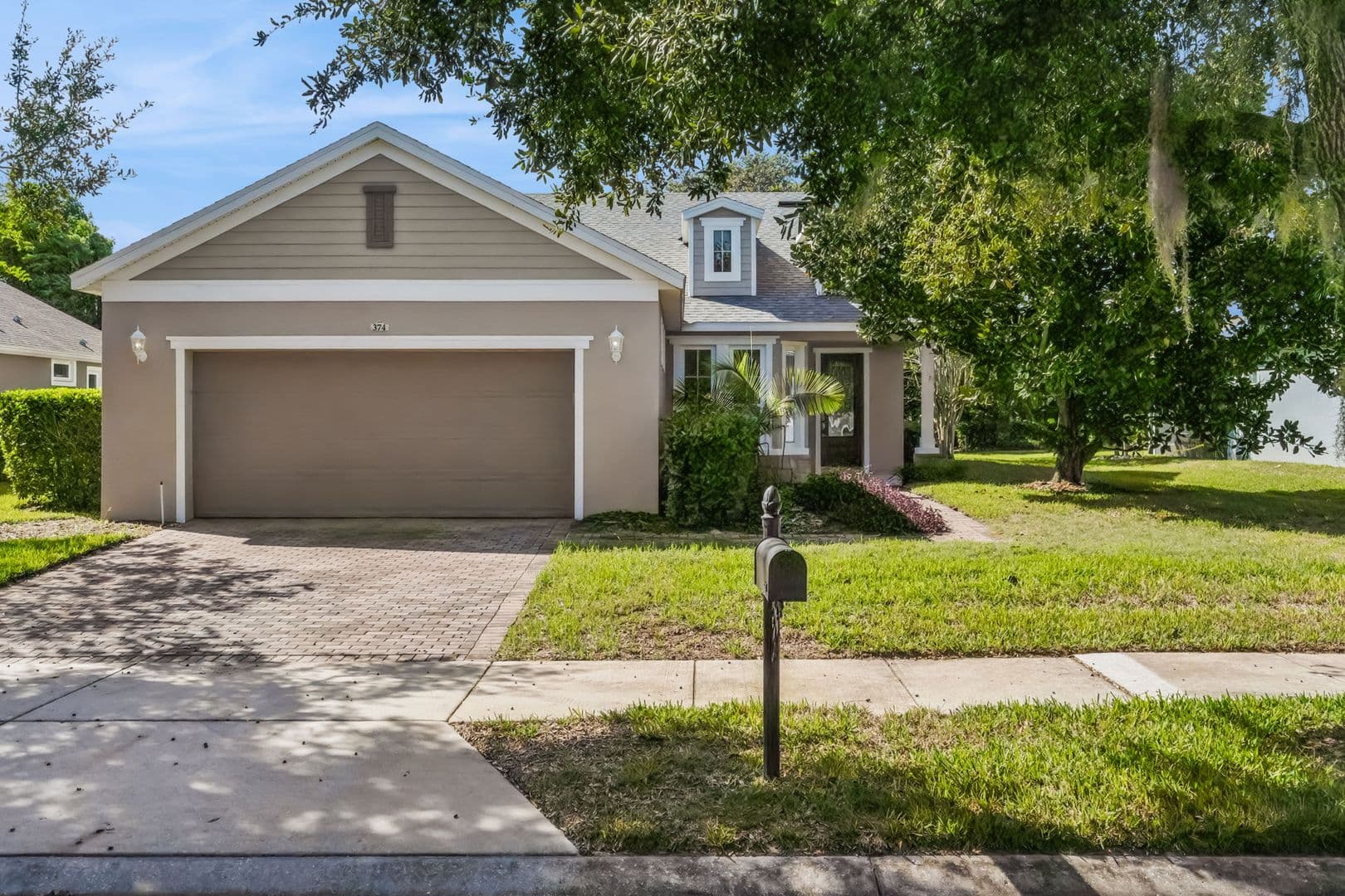 Groveland House: 374 Salt Marsh Lane