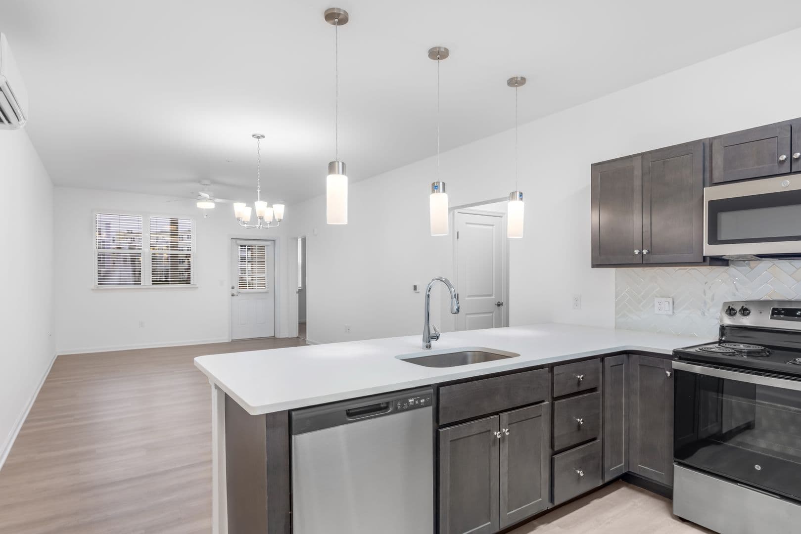 Rehoboth Beach Apartment: 32015 Azure Avenue