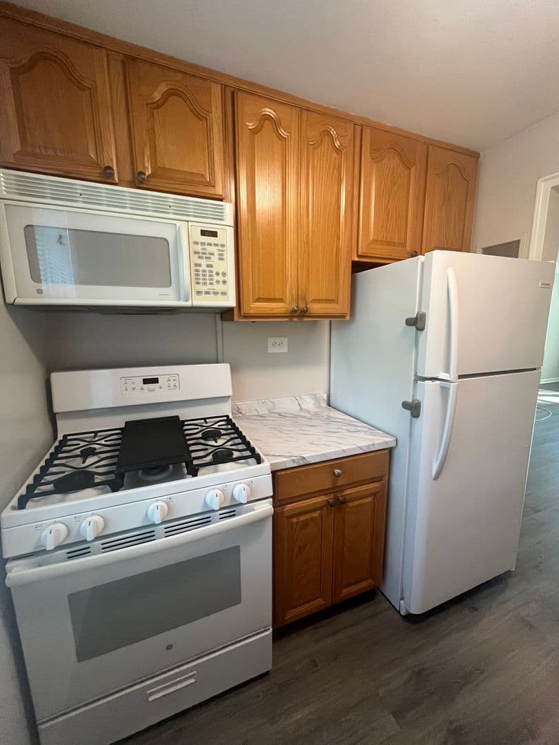 Arlington Condo: 212 N George Mason Dr #4