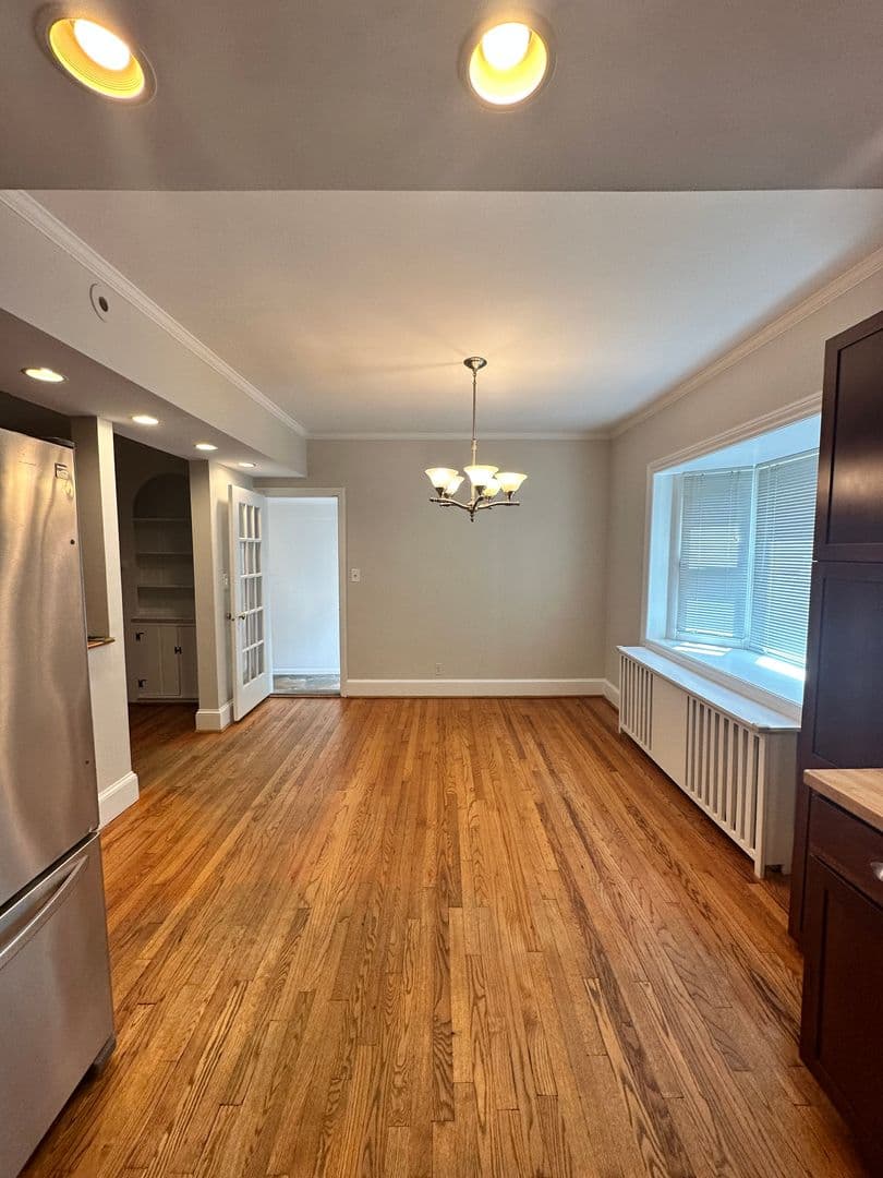 Alexandria House: 2702 Ridge Road Drive
