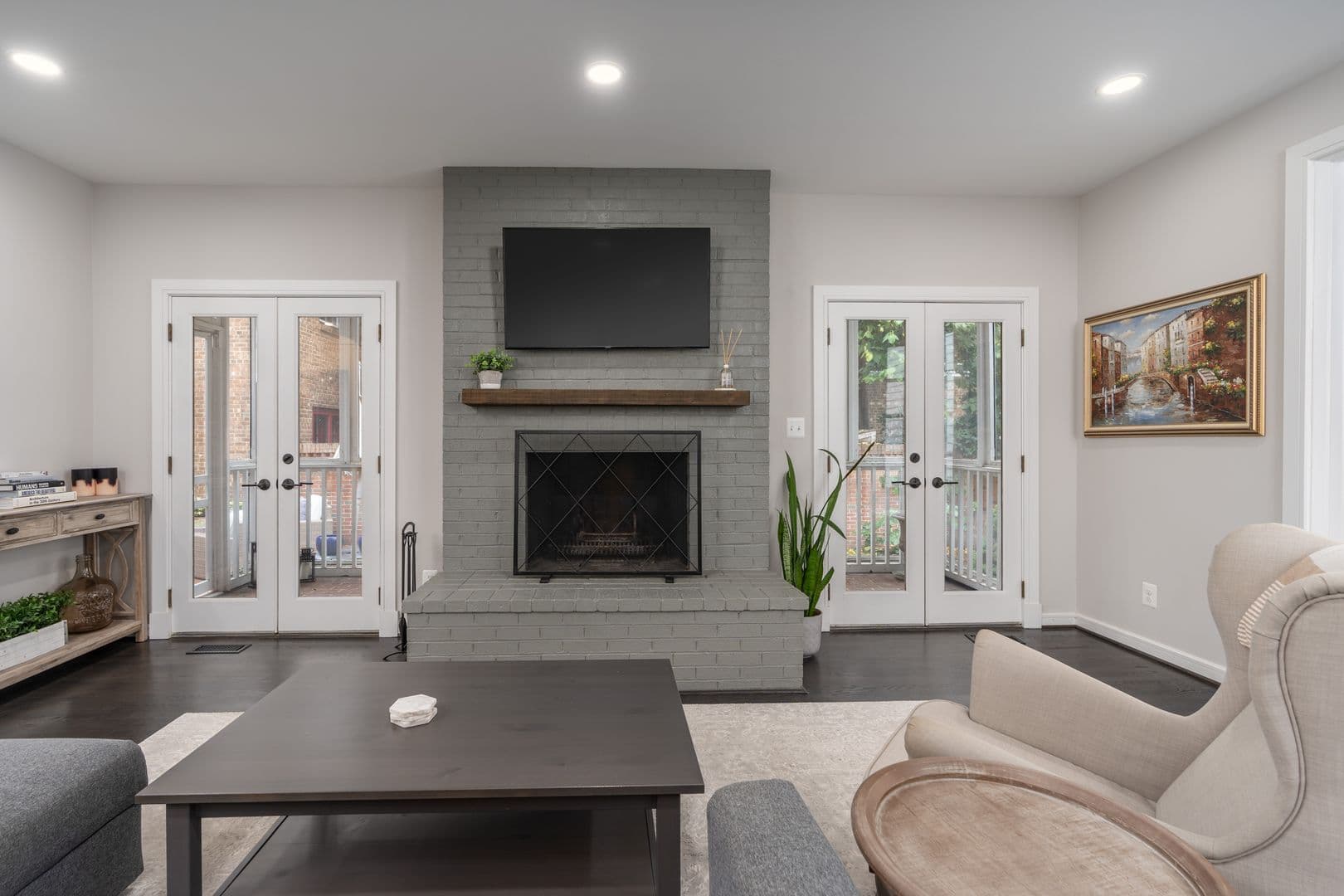 Alexandria Townhome: 504 S Pitt Street