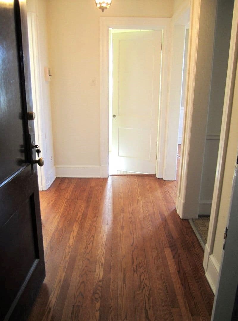 Alexandria Apartment: 906 Prince Street