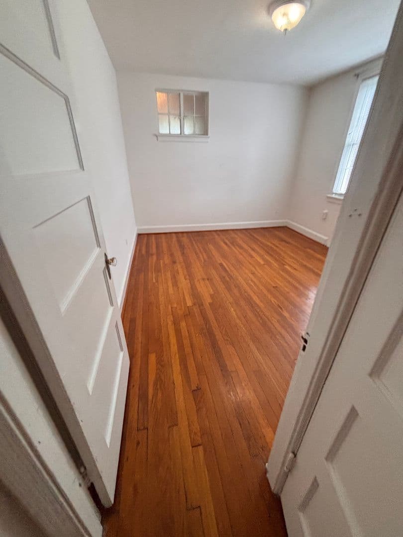 Alexandria Apartment: 400-426 E. Glendale St.