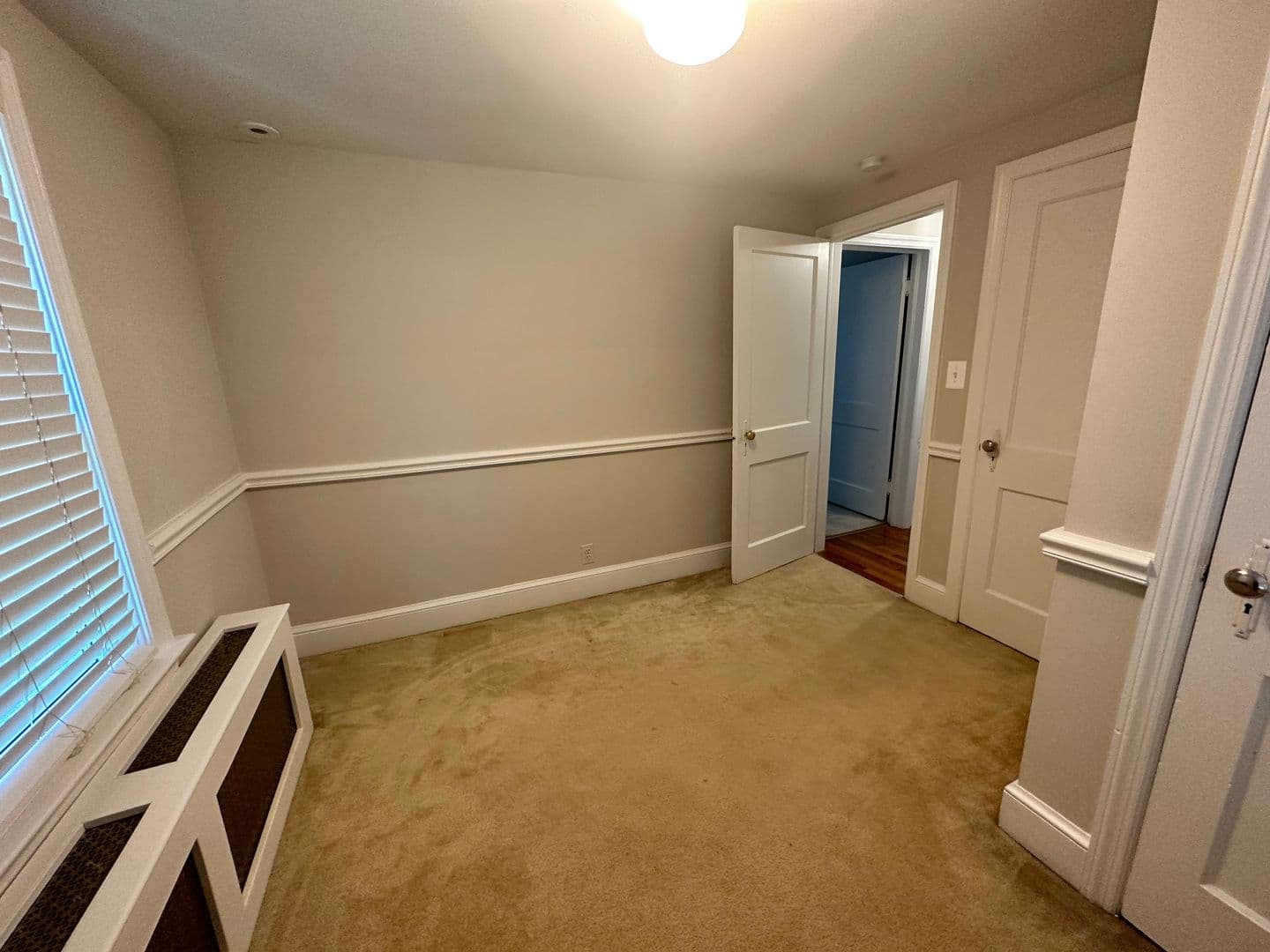 Alexandria House: 2702 Ridge Road Drive