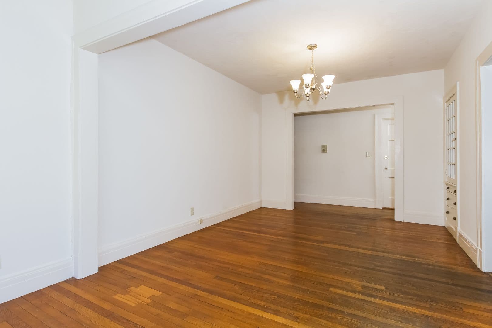 Springfield Apartment: 127-133 Sumner Avenue