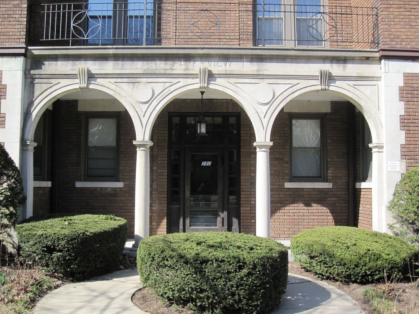 Springfield Apartment: 290-294 Sumner Avenue