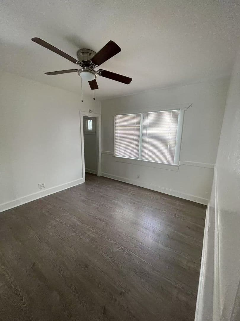 Long Beach Multiplex: 1033 Coronado Ave -