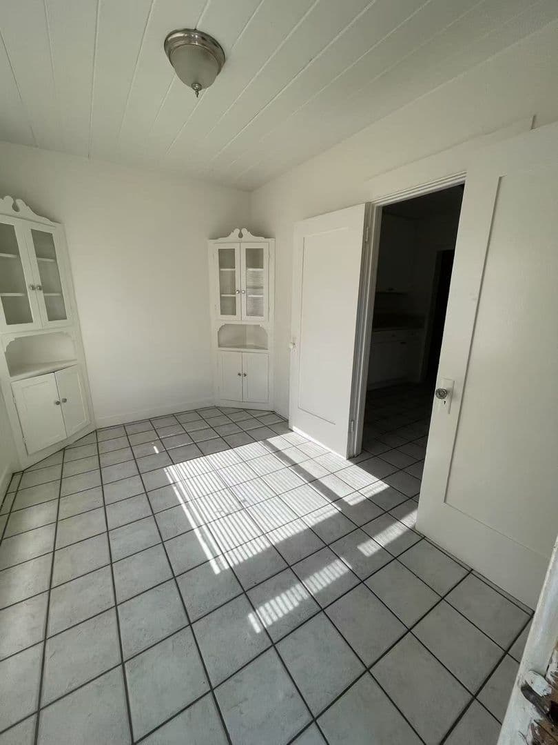Long Beach Multiplex: 1033 Coronado Ave -