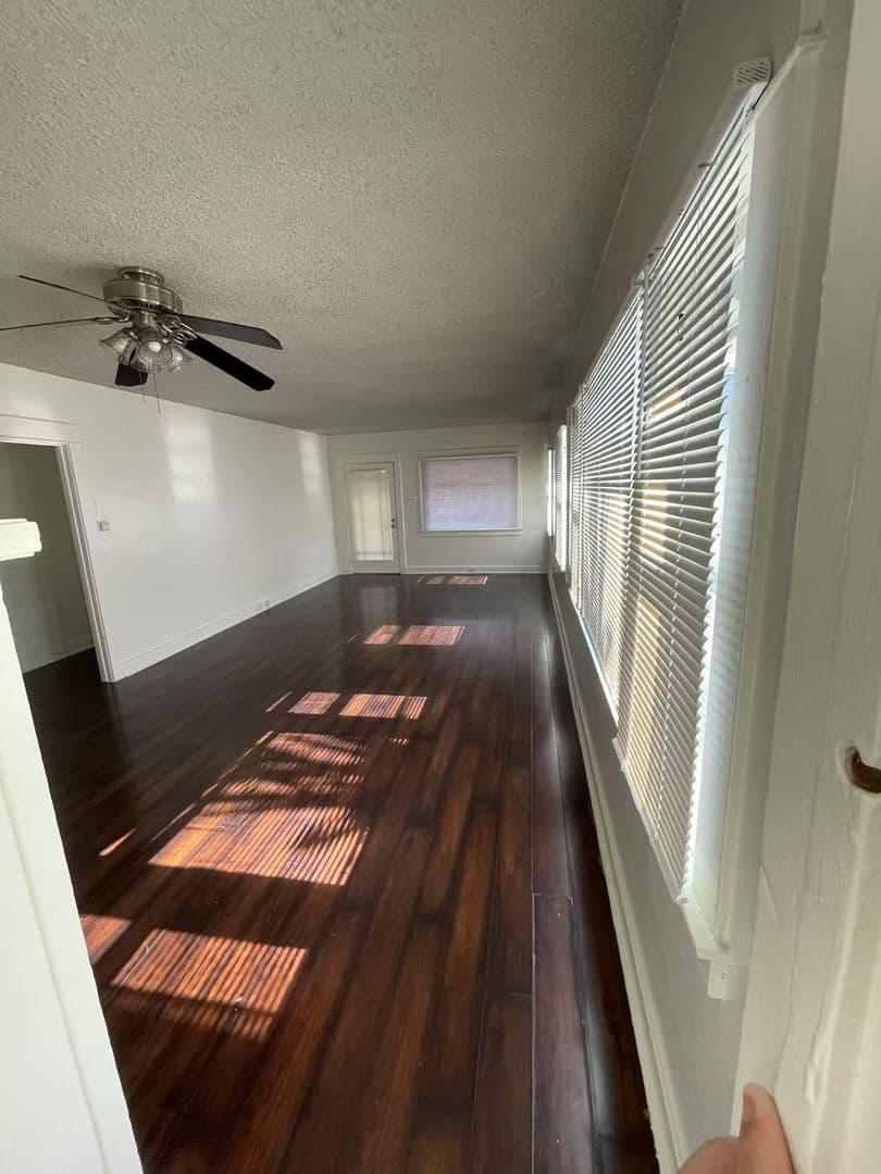 Long Beach Multiplex: 1033 Coronado Ave -