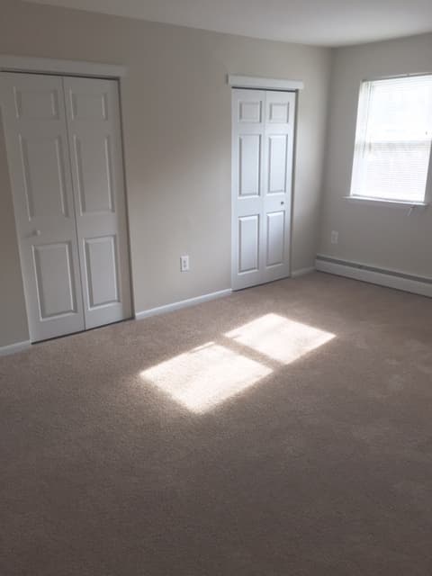 Stratford Apartment: 506 South White Horse Pike