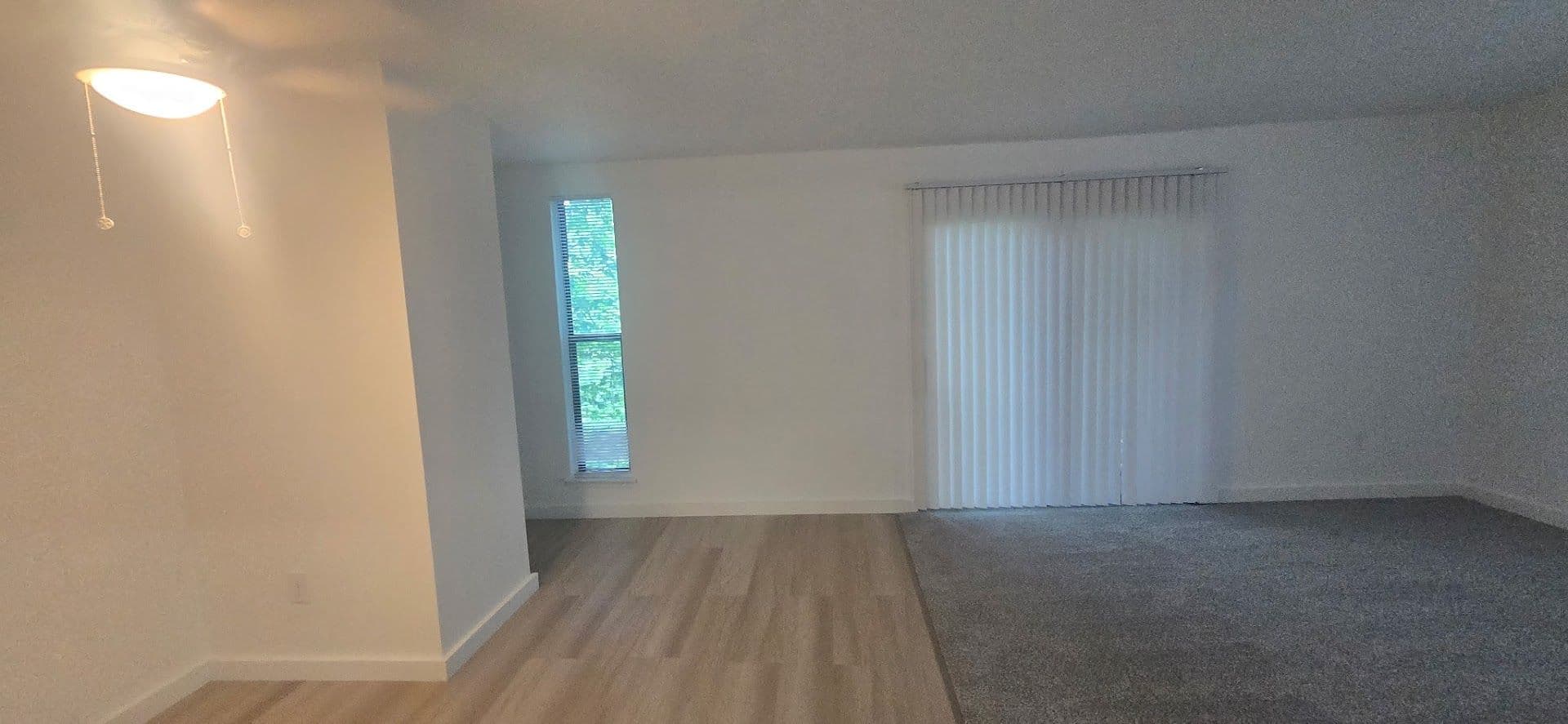 Lindenwold Apartment: 1990 Laurel Rd