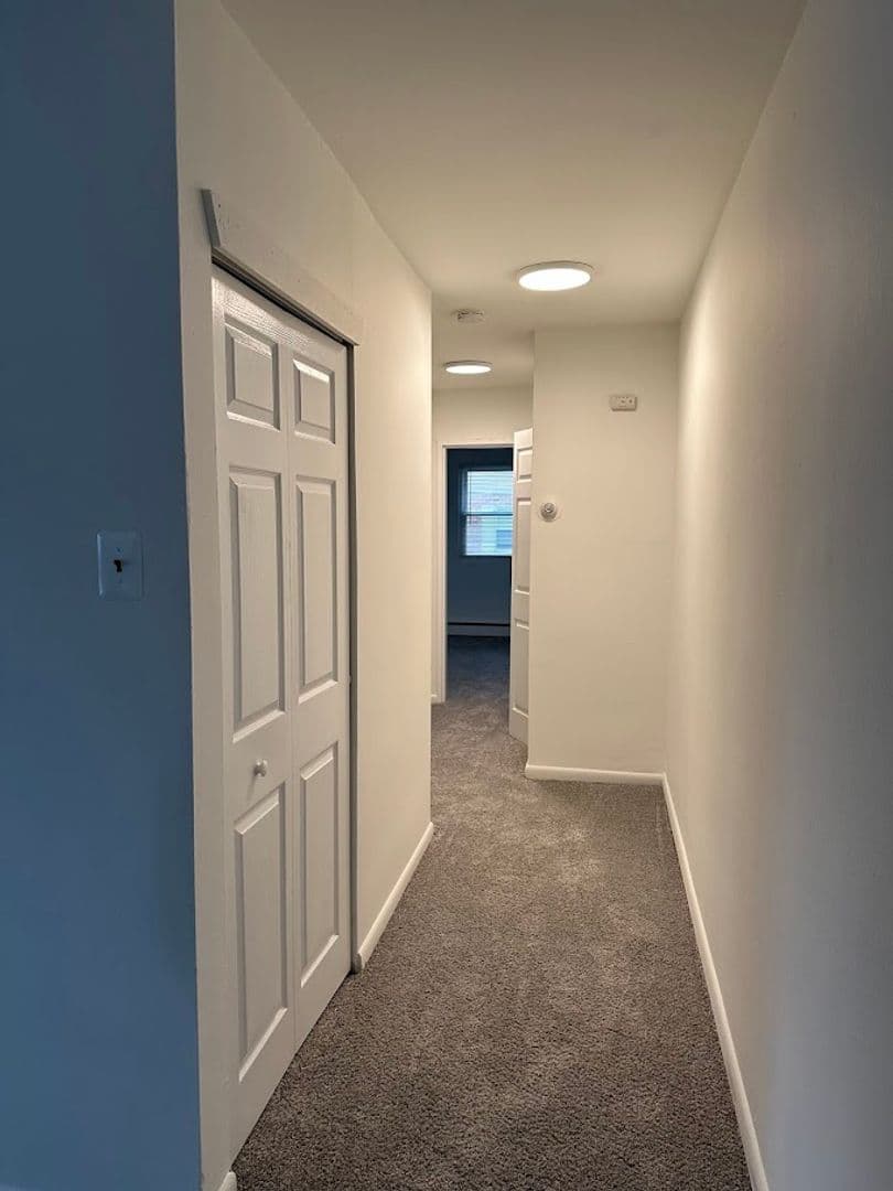 Laurel Springs Apartment: 1000 West Atlantic Avenue