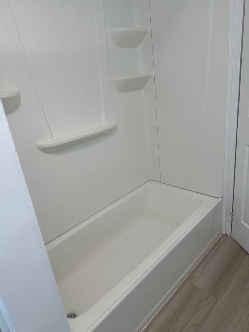 Laurel Springs Apartment: 1000 West Atlantic Avenue