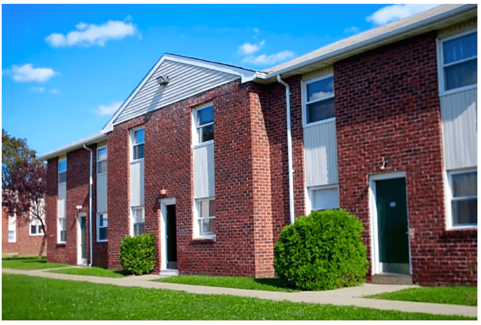 Long Branch Apartment: 175 Long Branch Avenue