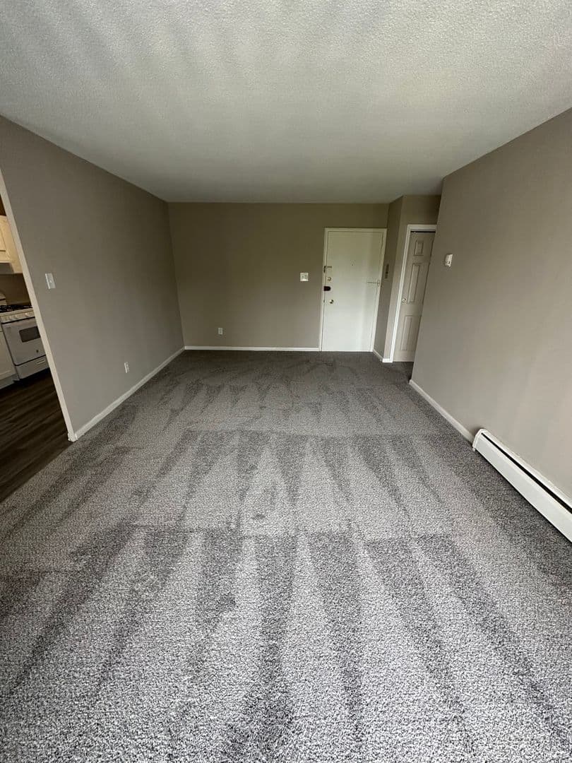 Audubon Apartment: 35 South White Horse Pike