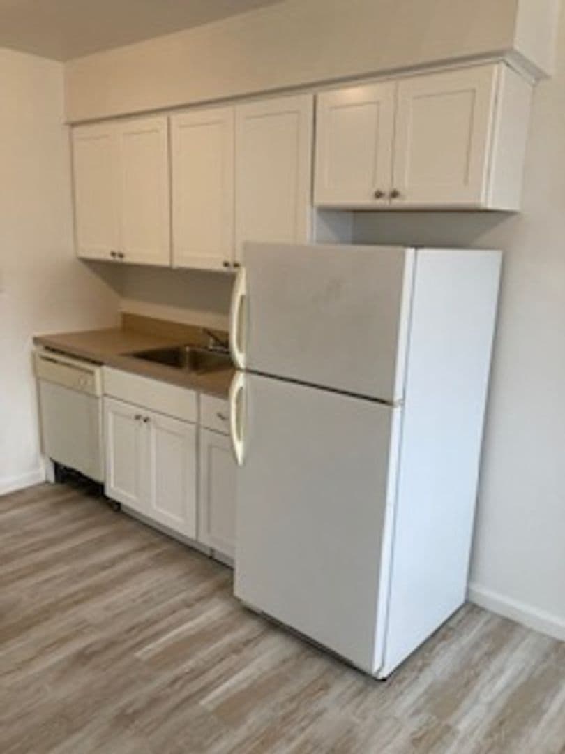 Bordentown Apartment: 100 Lucas Drive