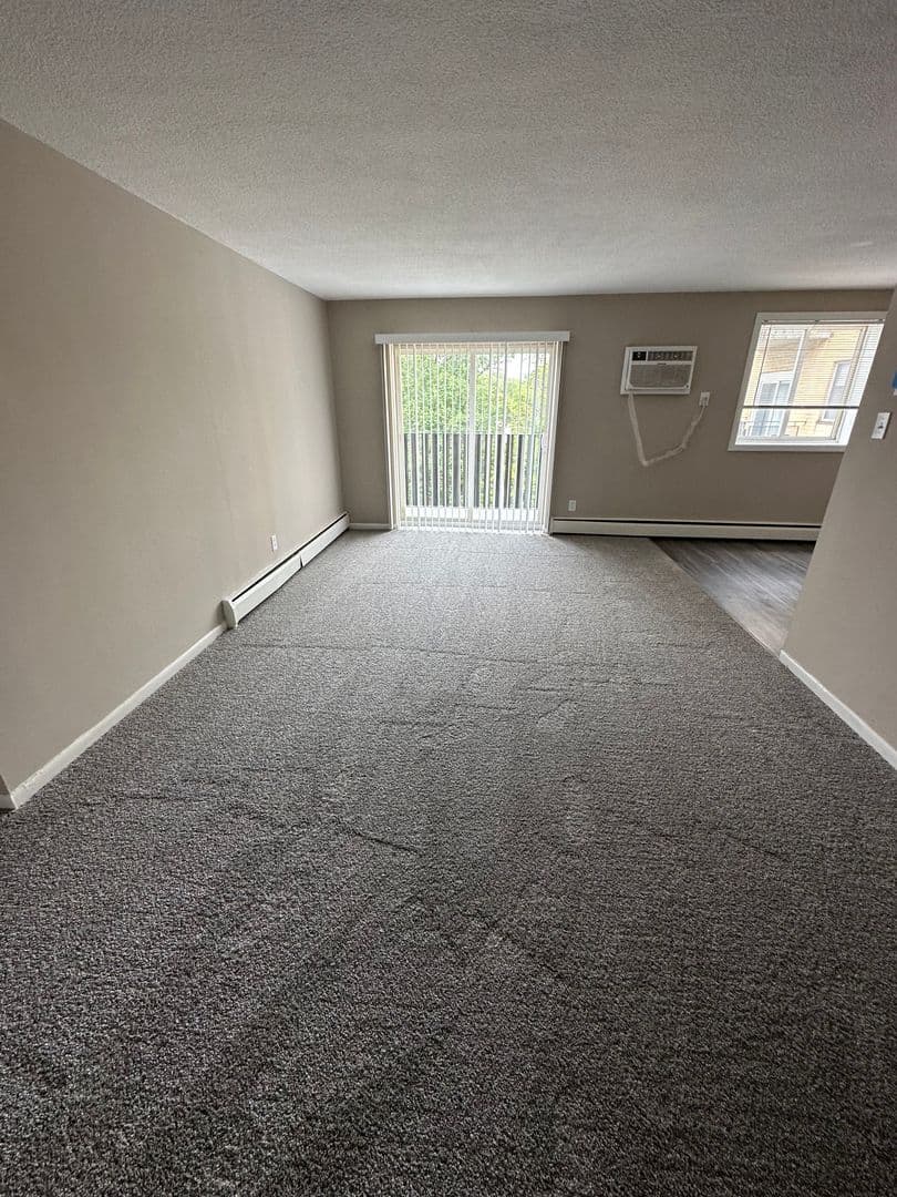 Audubon Apartment: 35 South White Horse Pike
