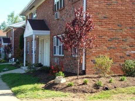 Bordentown Apartment: 100 Lucas Drive