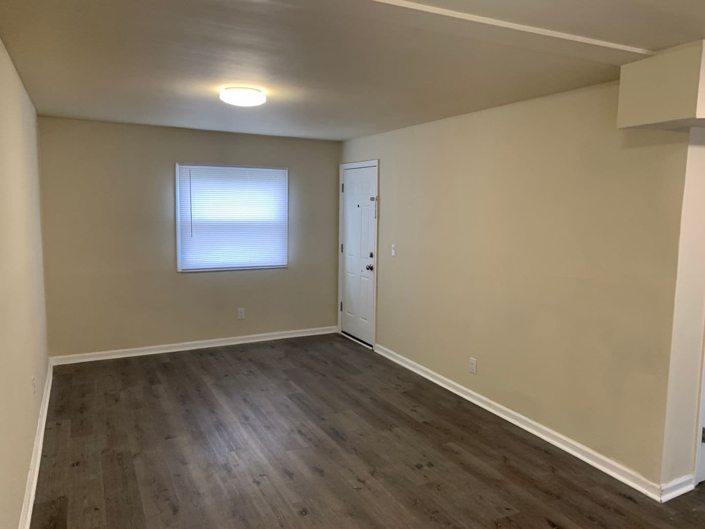 Long Branch Apartment: 175 Long Branch Avenue