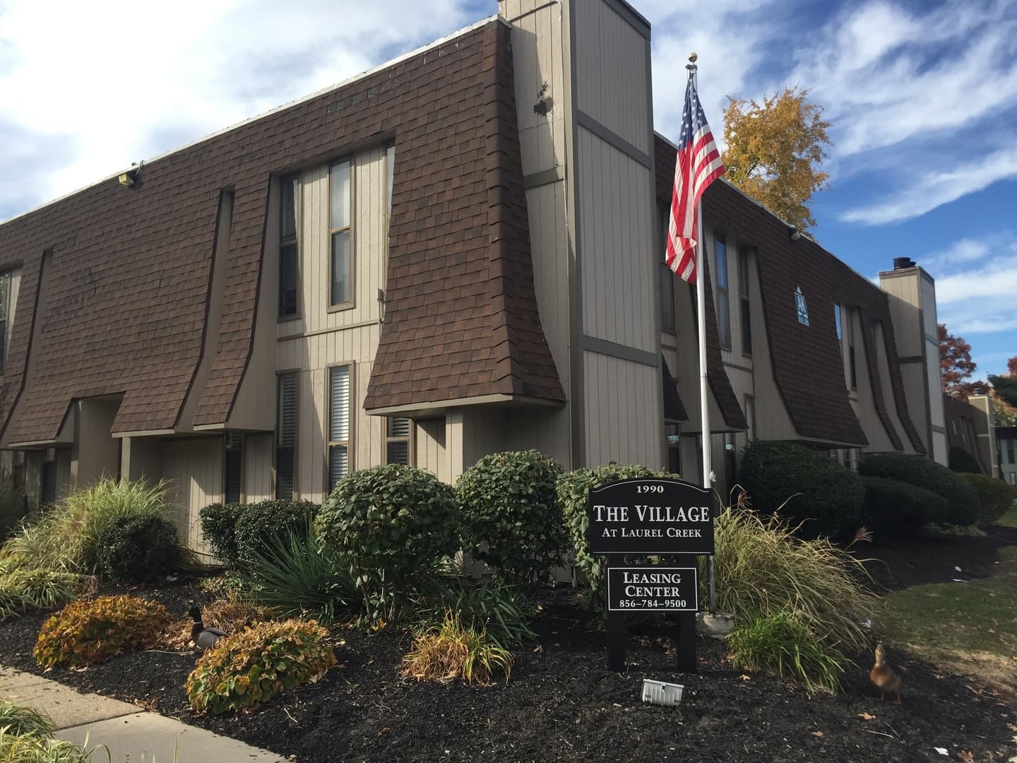 Lindenwold Apartment: 1990 Laurel Rd