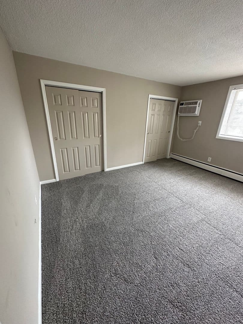 Audubon Apartment: 35 South White Horse Pike