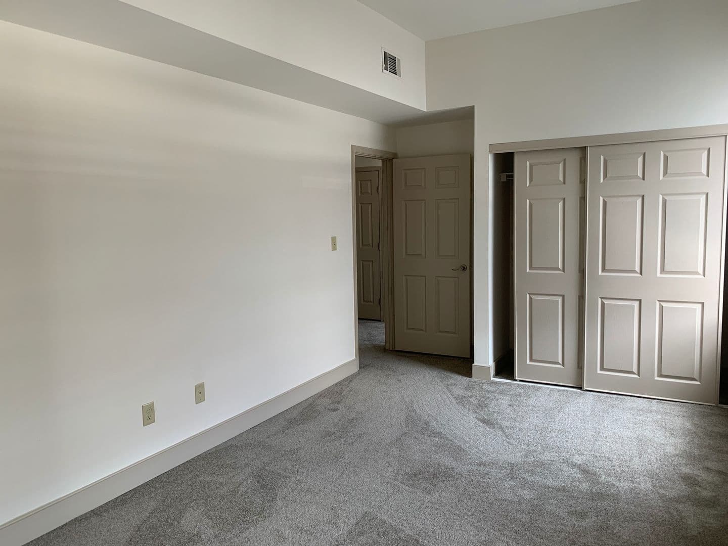 Richmond Apartment: 2006 E. Franklin Street
