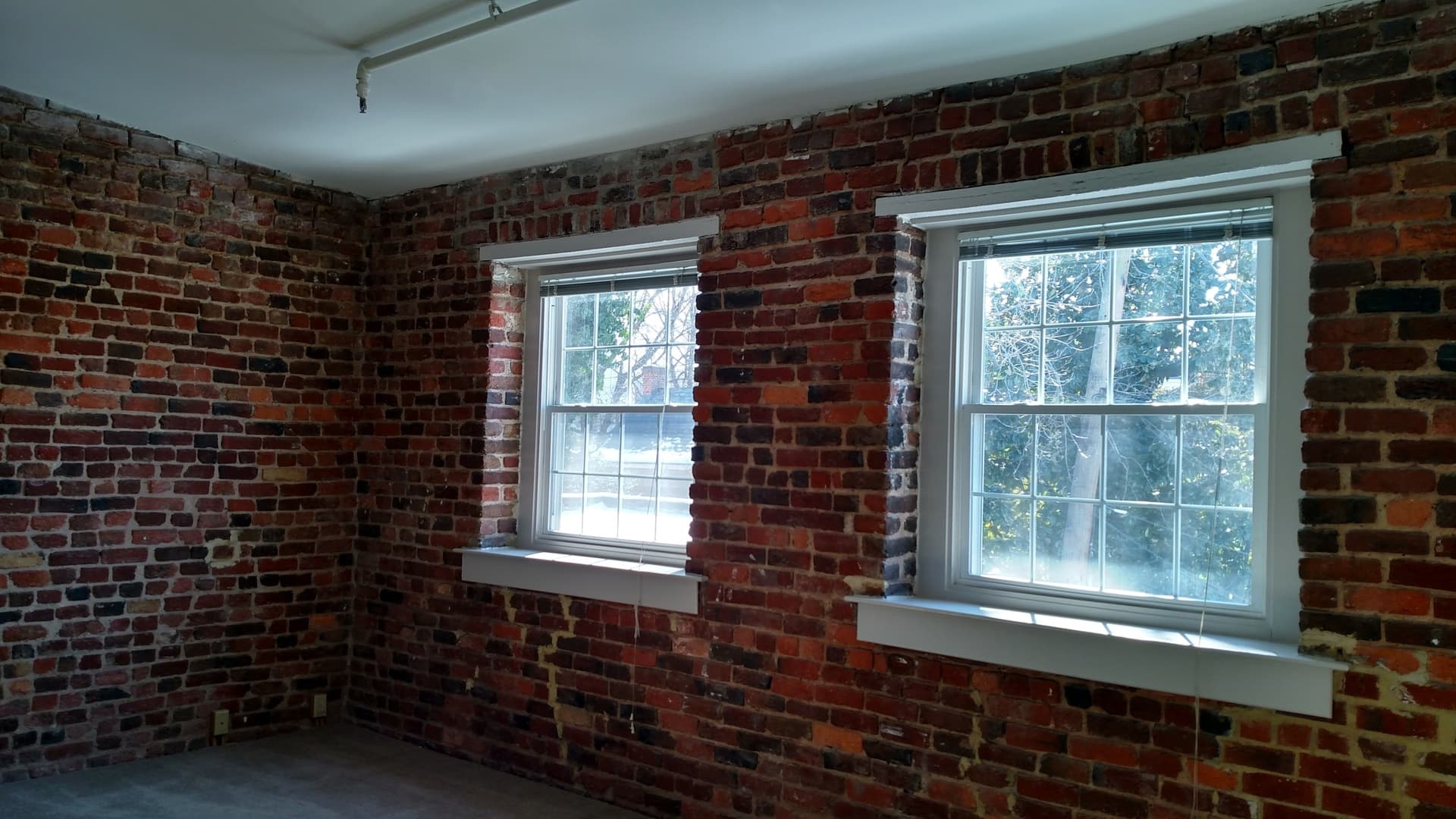 Richmond Apartment: 2006 E. Franklin Street