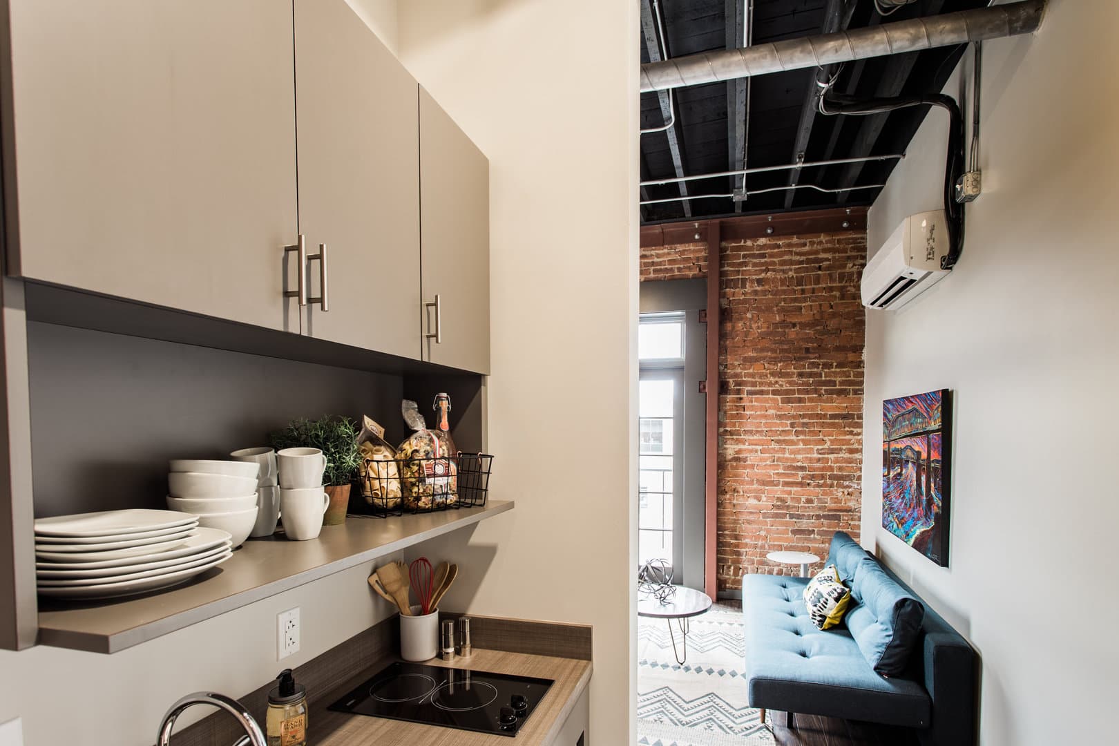 Chattanooga Apartment: 818 Georgia Ave