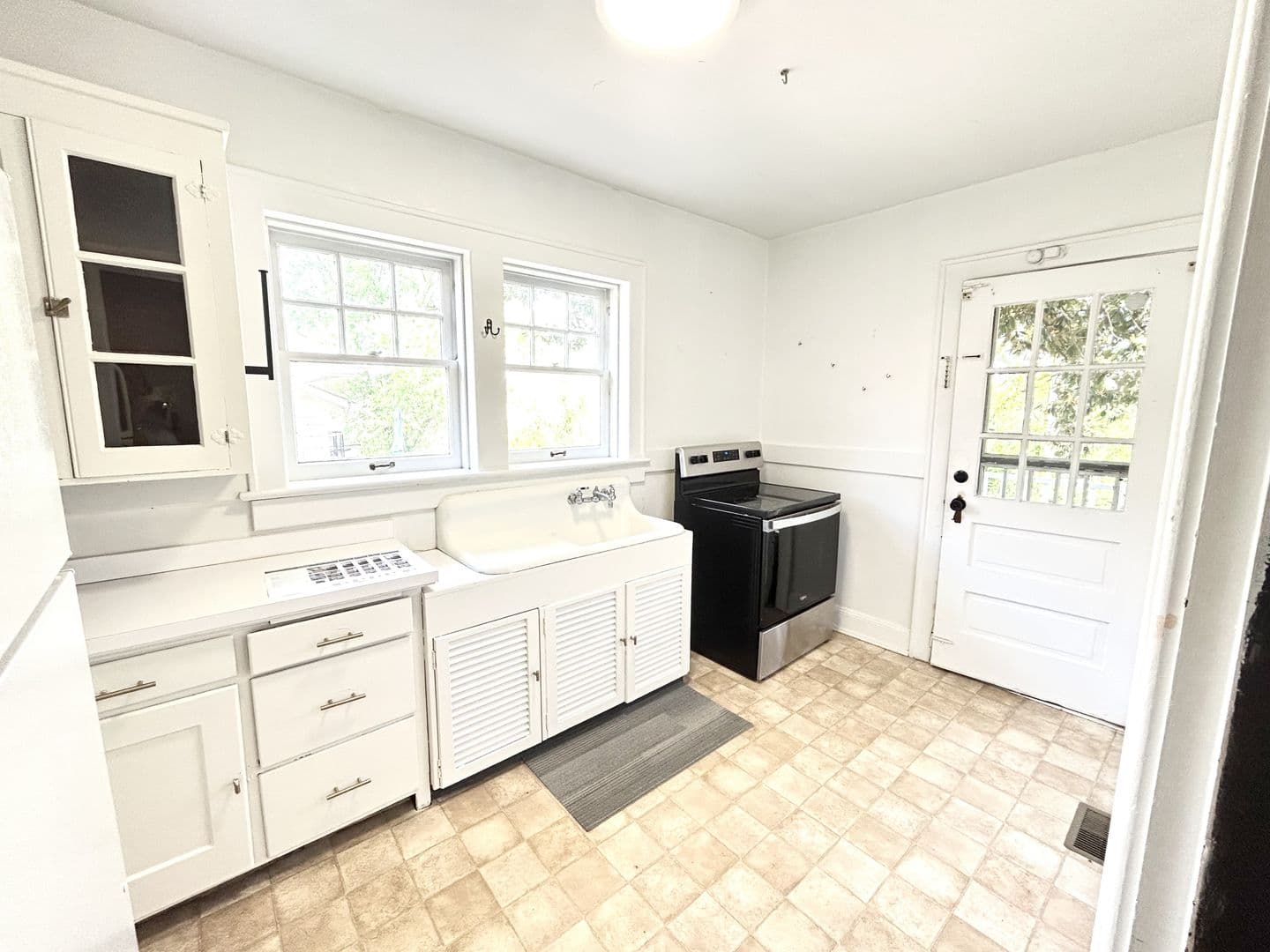 Chattanooga Apartment: 716 Forest Ave