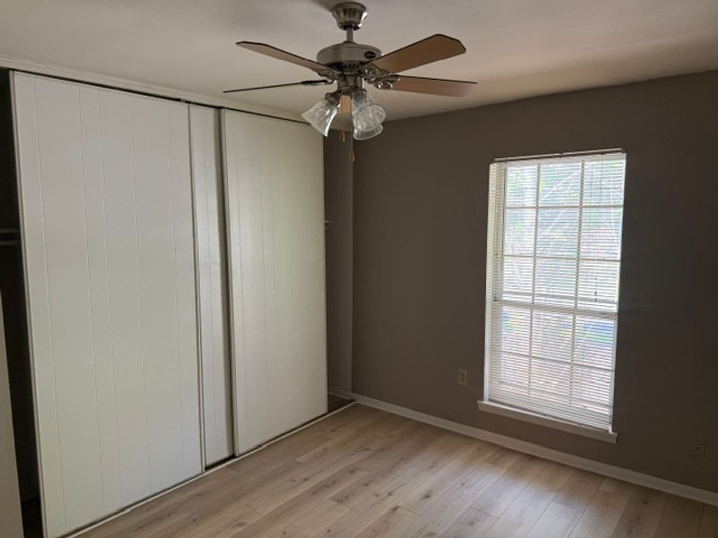Chattanooga House: 900 Mountain Creek Rd