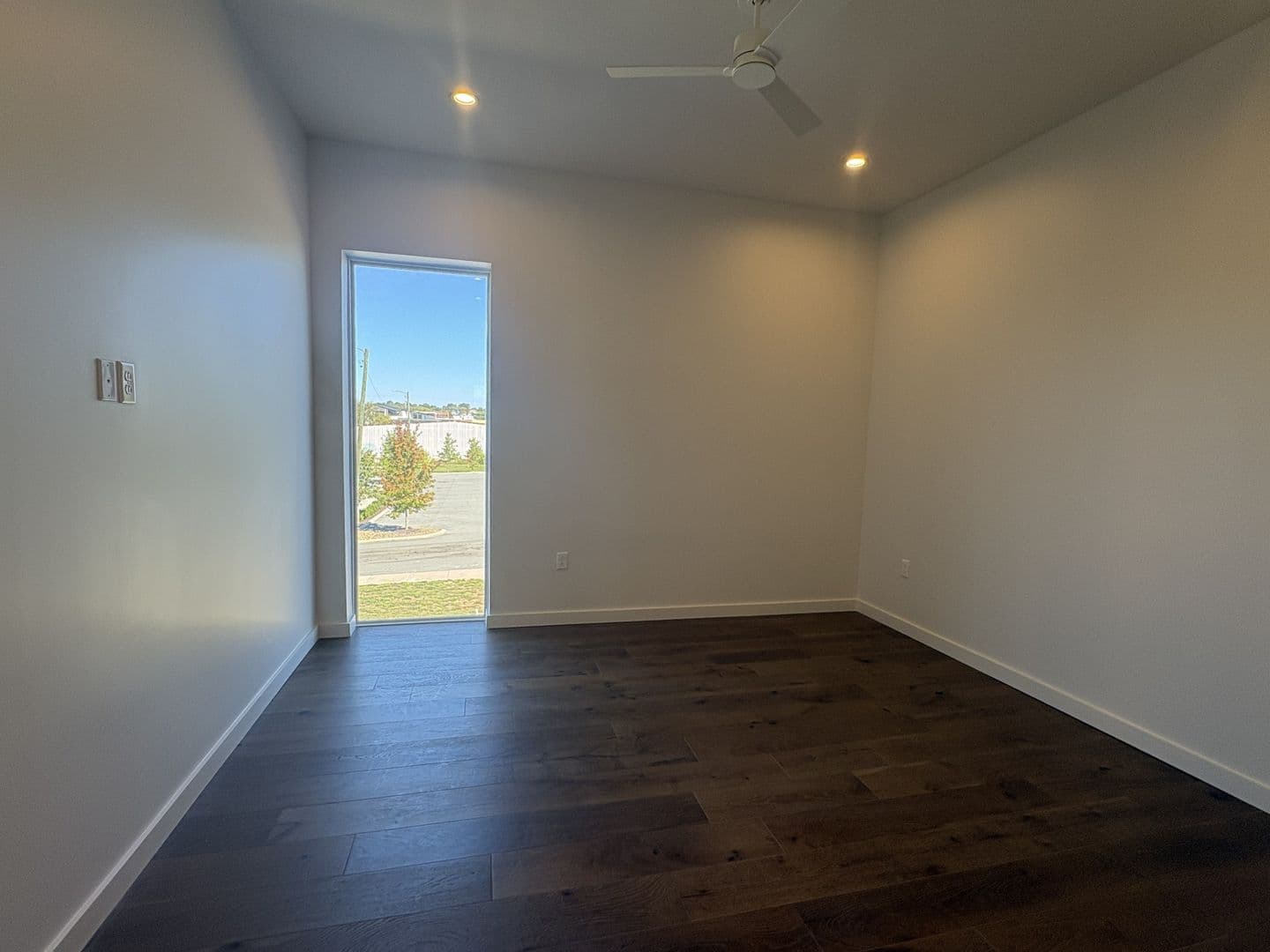 Chattanooga Apartment: 1939 Central Avenue