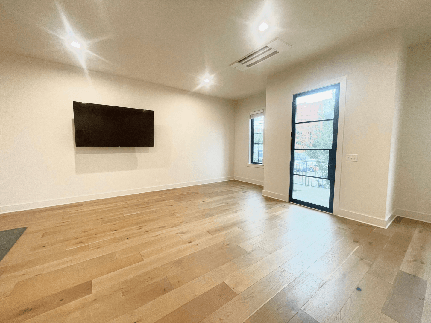 Chattanooga Apartment: 1032-1044 E. 4th Street