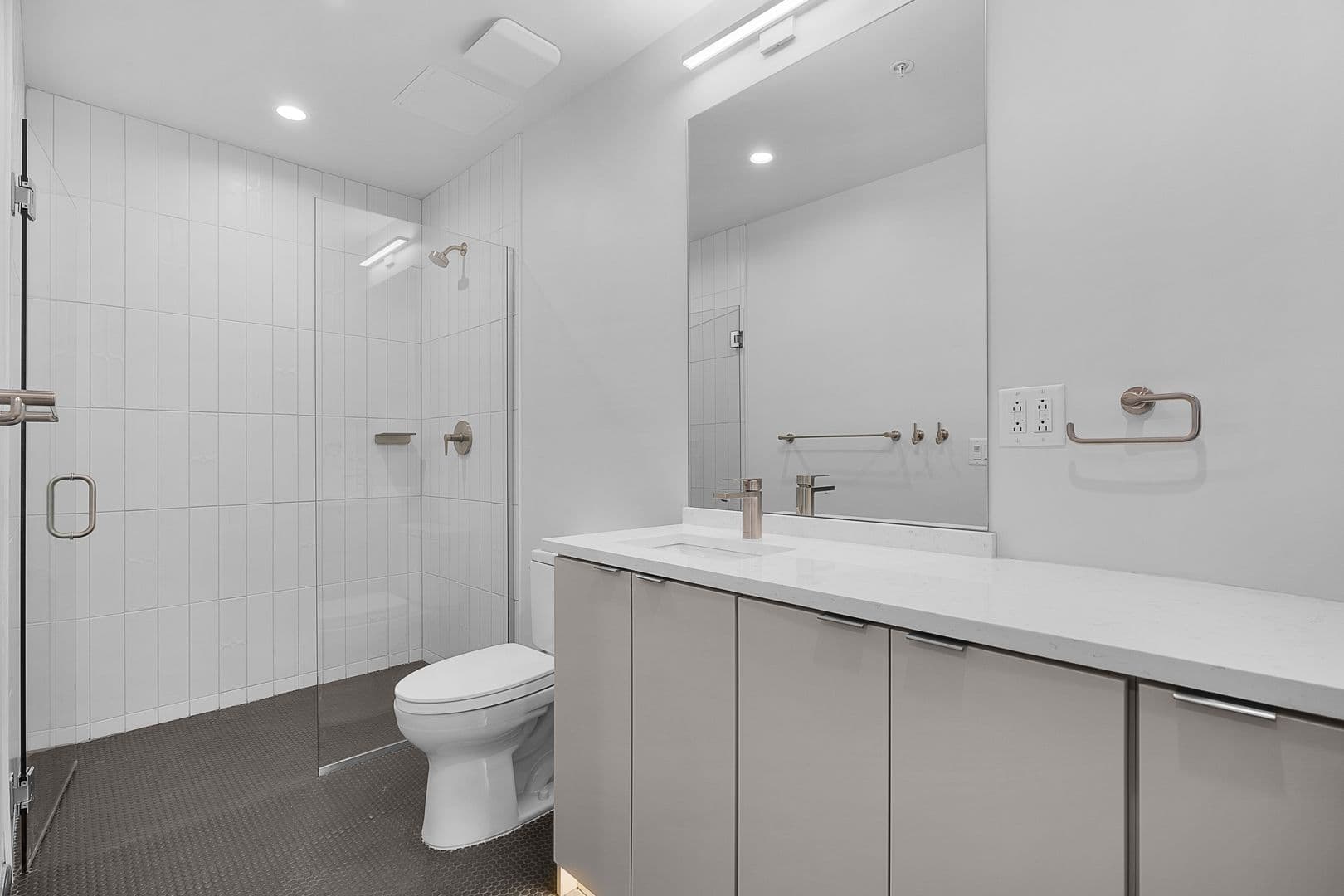 Chattanooga Apartment: 1939 Central Avenue