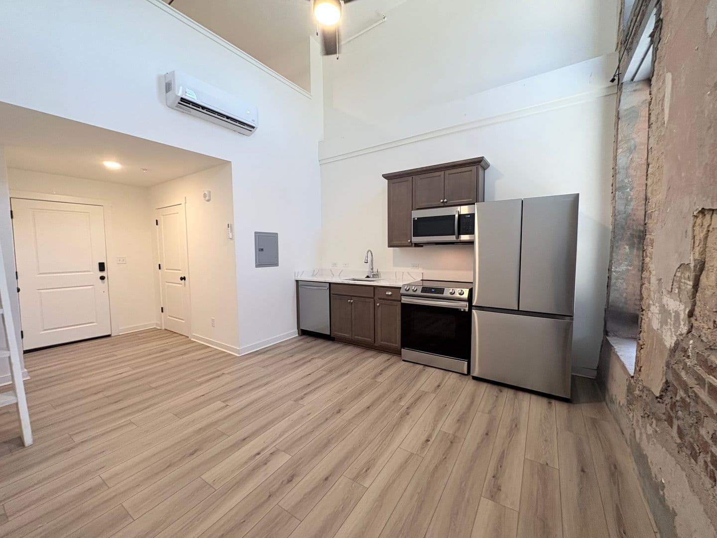 Chattanooga Apartment: 745 E. Main Street