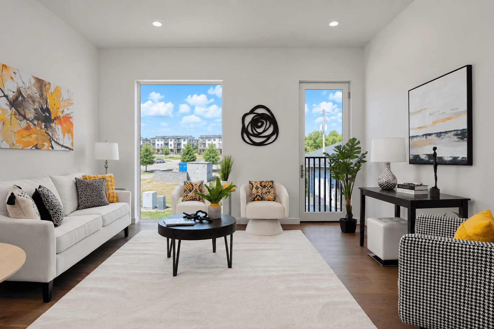 Chattanooga Apartment: 1939 Central Avenue