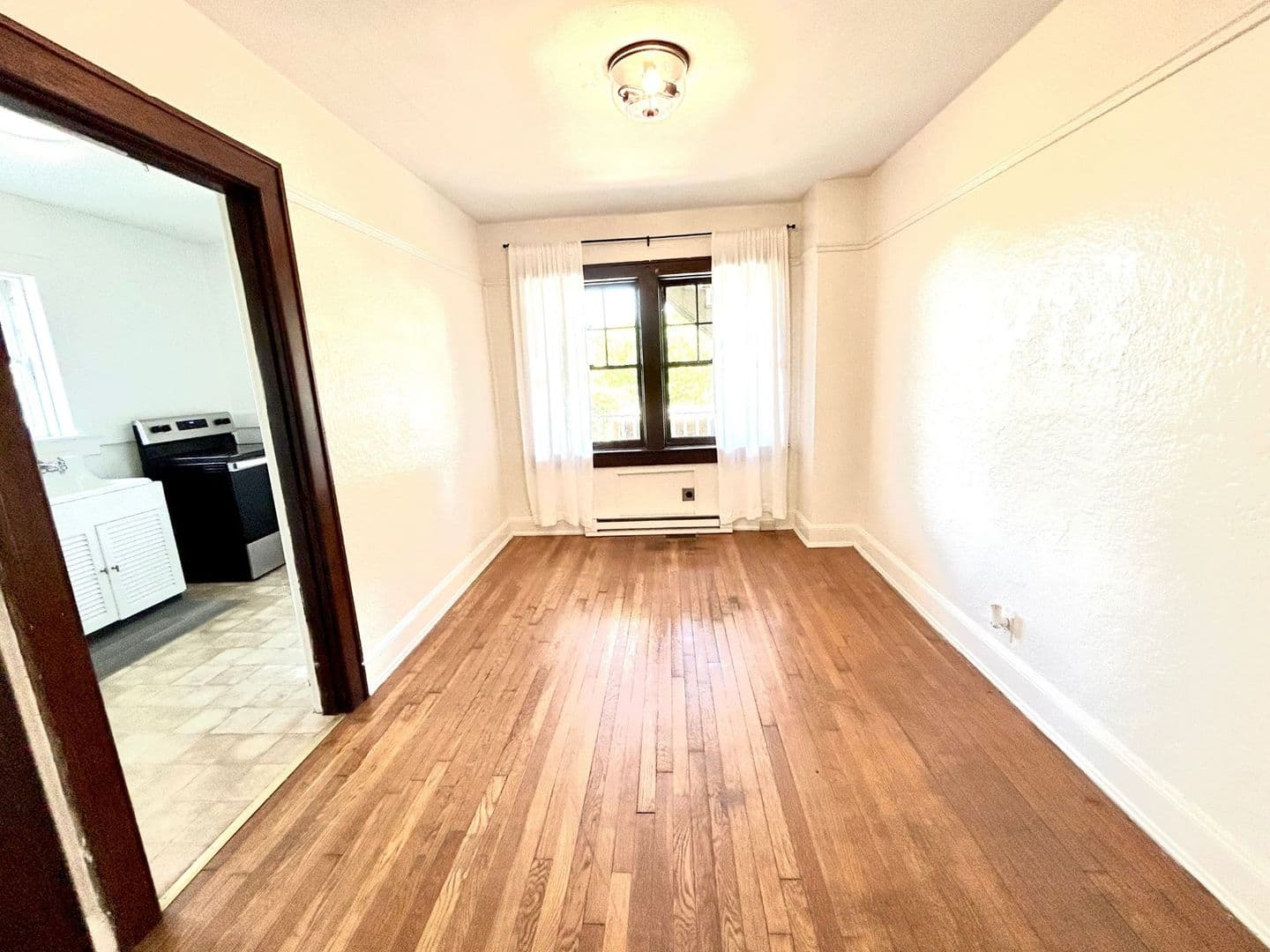 Chattanooga Apartment: 716 Forest Ave