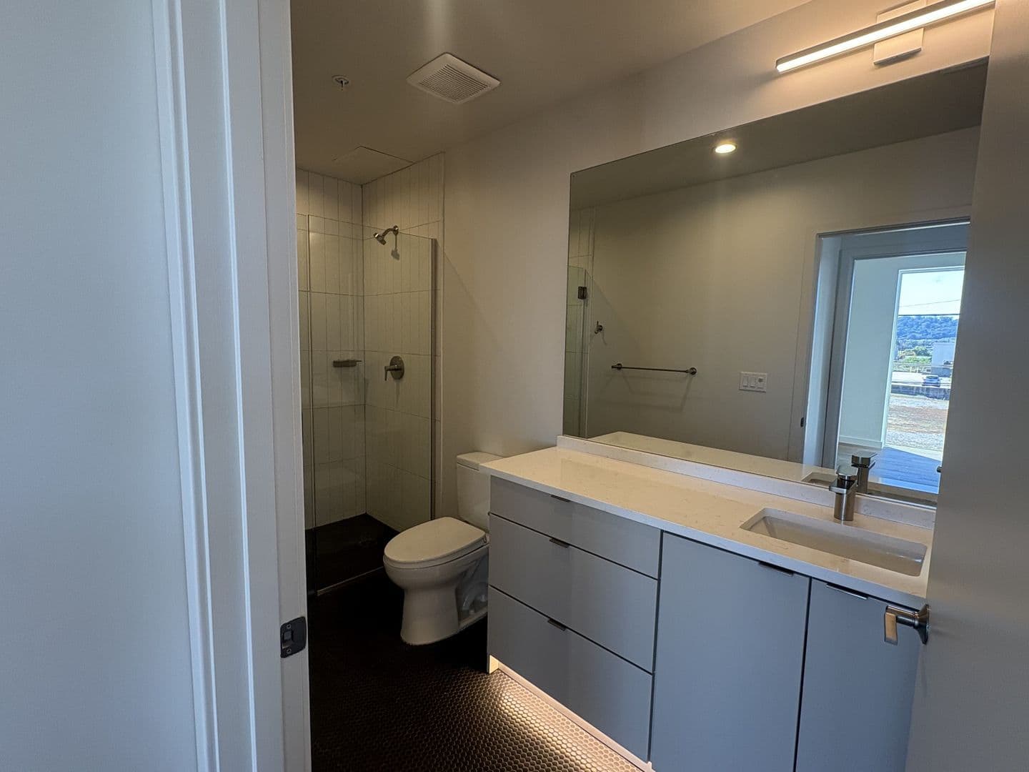 Chattanooga Apartment: 1939 Central Avenue