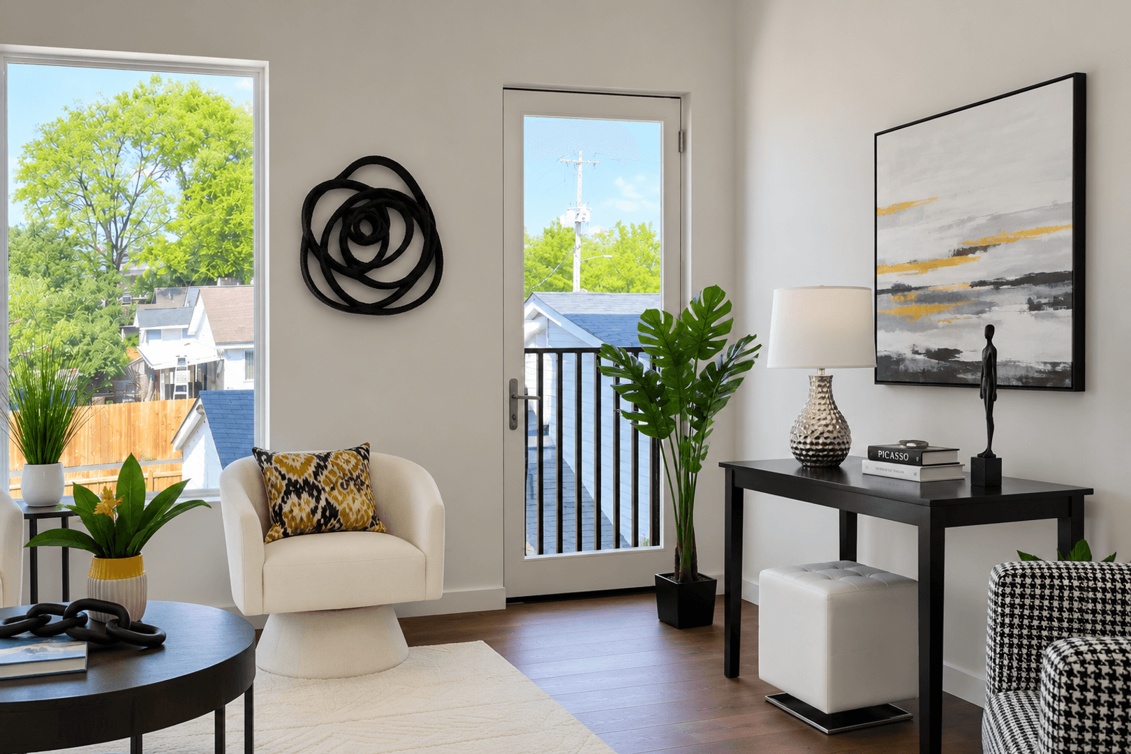 Chattanooga Apartment: 1939 Central Avenue