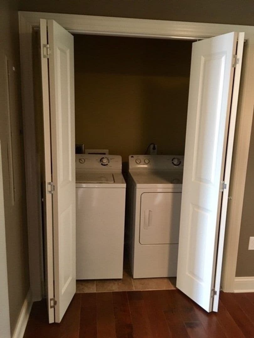 Chattanooga Apartment: 232 E. 11th Street