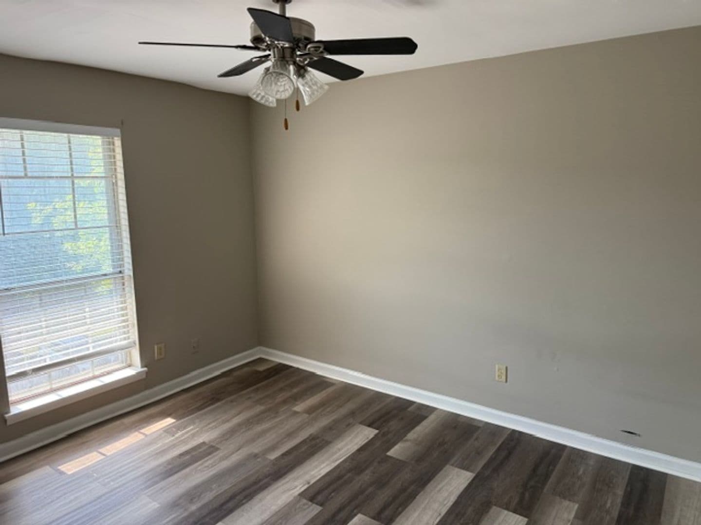Chattanooga House: 900 Mountain Creek Rd