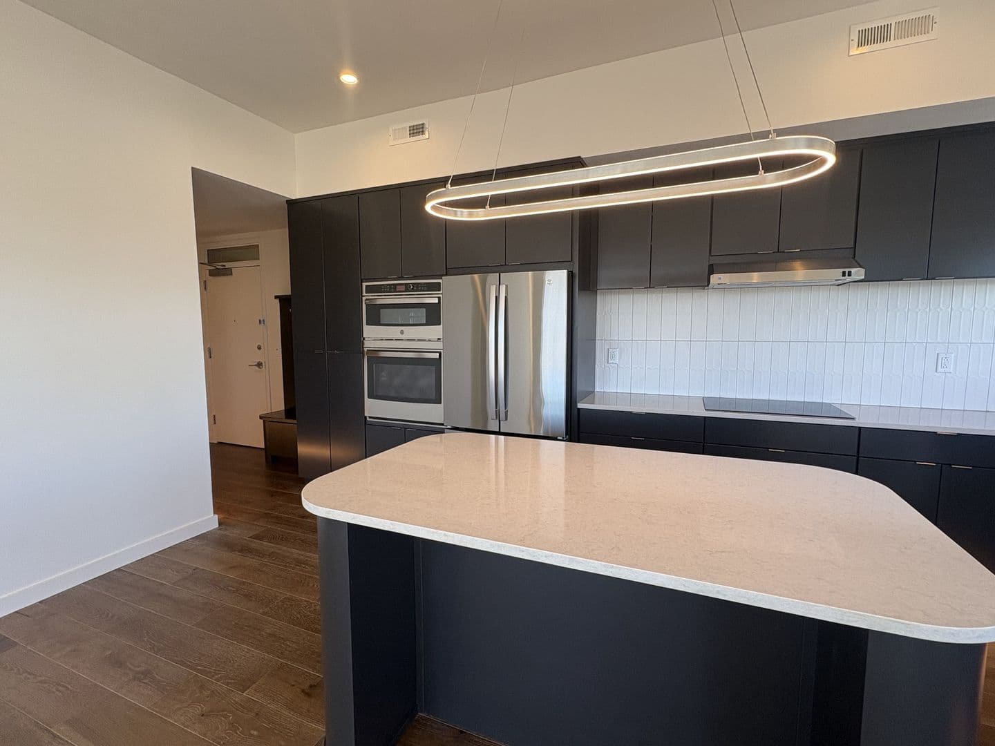 Chattanooga Apartment: 1939 Central Avenue